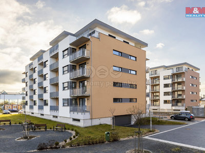 Pronájem bytu 2+kk 57 m² Hradec Králové