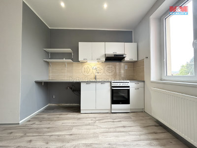 Pronájem bytu 2+1 43 m² Chomutov