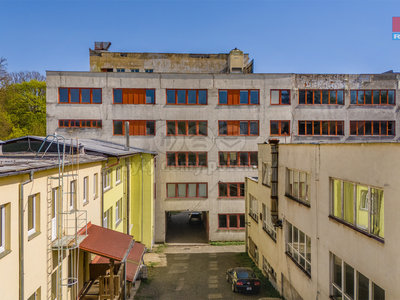 Prodej výrobního objektu, 5001m²