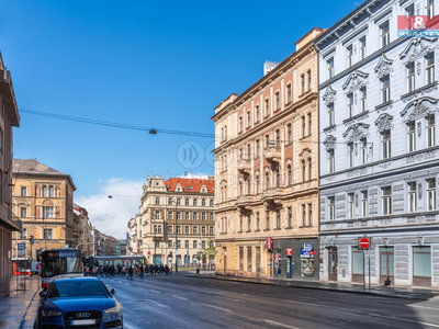 Prodej bytu 4+1 114 m² Praha