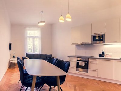 Pronájem bytu 2+kk 56 m² Praha