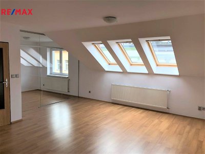 Pronájem bytu 2+kk 46 m² Plzeň
