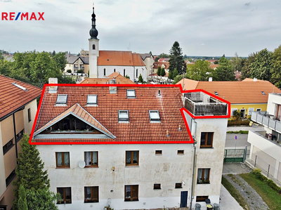 Prodej bytu 2+kk 85 m² Třeboň