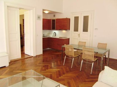 Pronájem bytu 2+kk 62 m² Praha
