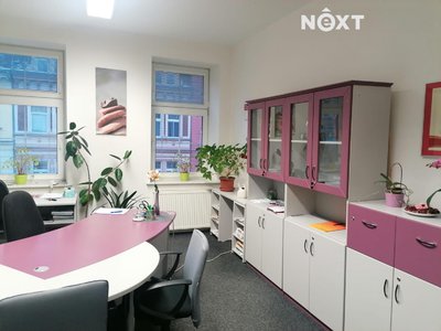 Pronájem kanceláře 65 m² Karlovy Vary