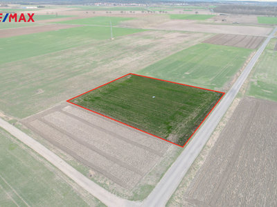 Prodej zemědělské půdy 3665 m² Terezín