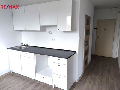 Pronájem bytu 1+1, 34m²