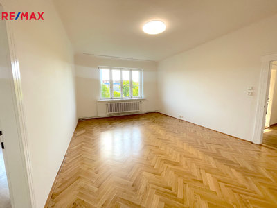 Pronájem bytu 3+1 96 m² Praha