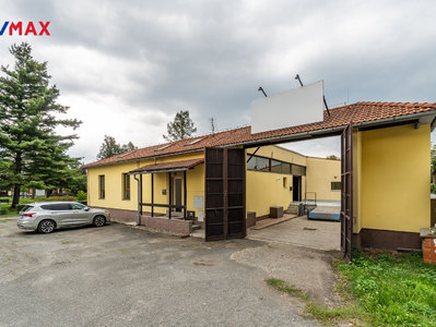 Pronájem skladu, 786m²