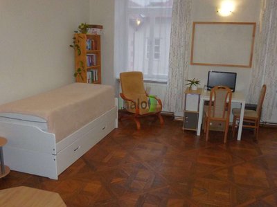 Pronájem bytu 1+kk, garsoniery 39 m² České Budějovice