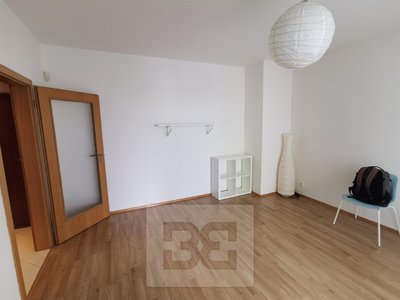 Pronájem bytu 1+kk, garsoniery 27 m² Praha