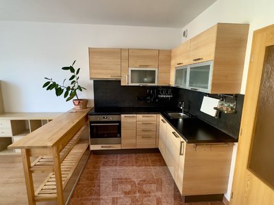 Pronájem bytu 1+kk, garsoniery 32 m² Praha