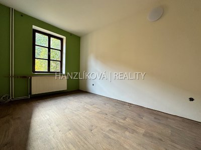 Pronájem bytu 2+1 35 m² České Budějovice
