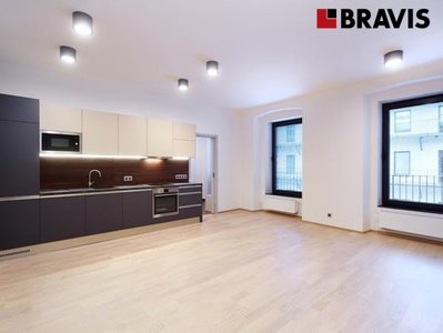 Pronájem bytu 2+kk 65 m² Brno