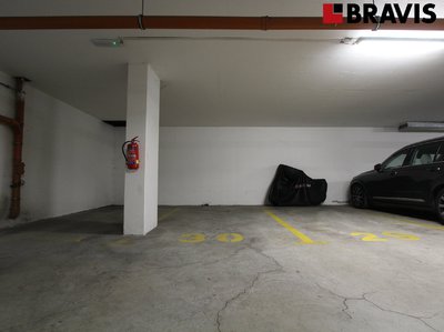 Pronájem garáže 12 m² Brno