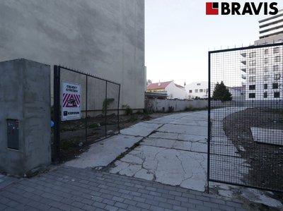 Pronájem komerčního pozemku, 821m²