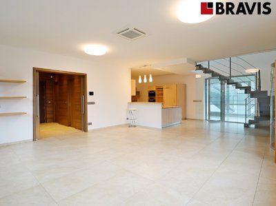 Pronájem bytu 3+kk 195 m² Brno