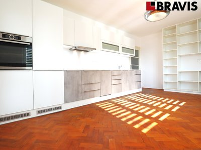 Pronájem bytu 3+kk 63 m² Brno