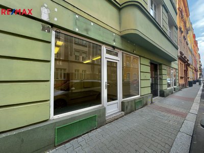 Prodej obchodu, 51m²