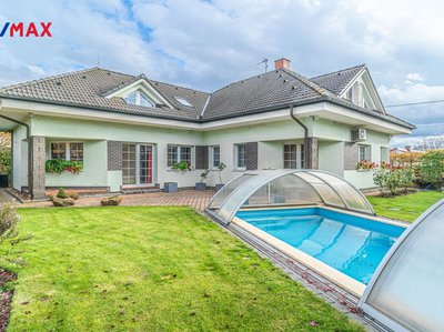 Prodej rodinného domu 420 m² Žilina