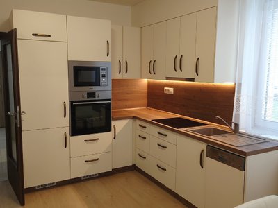 Pronájem bytu 1+kk, garsoniery, 40m²