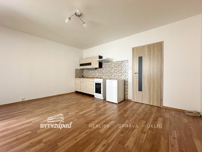 Pronájem bytu 1+kk, garsoniery, 27m²