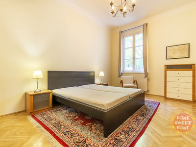 Pronájem bytu 3+1 90 m² Praha