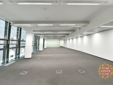 Pronájem kanceláře 253 m² Praha