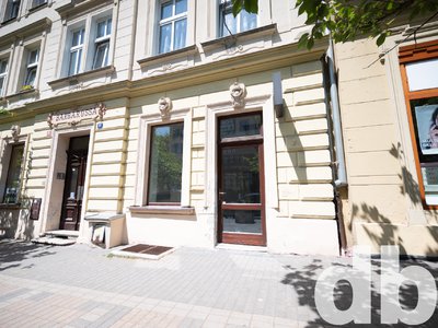 Pronájem kanceláře 51 m² Karlovy Vary