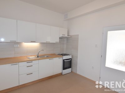 Pronájem bytu 1+1 37 m² Brno