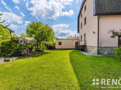 Prodej rodinného domu 301 m² Praha