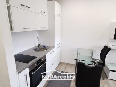 Pronájem bytu 1+kk, garsoniery 27 m² Zlín