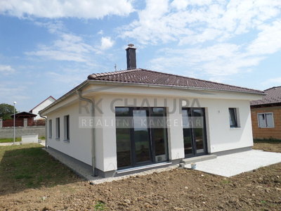 Prodej stavební parcely 828 m² Hosín