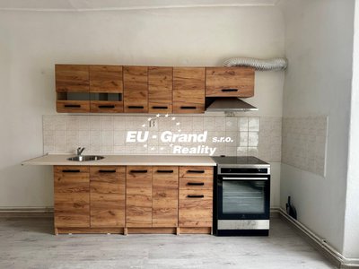 Pronájem bytu 2+1 75 m² Rumburk