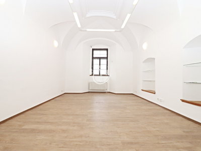 Pronájem kanceláře, 33m²