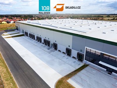 Pronájem skladu 20000 m² Ostředek