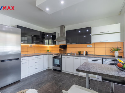 Prodej bytu 3+kk 55 m² Most