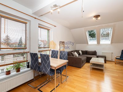 Pronájem bytu 3+kk 98 m² Praha