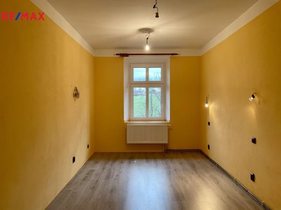 Prodej bytu 2+1 62 m² Číčenice