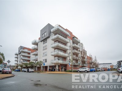Prodej bytu 2+kk 66 m² Hradec Králové