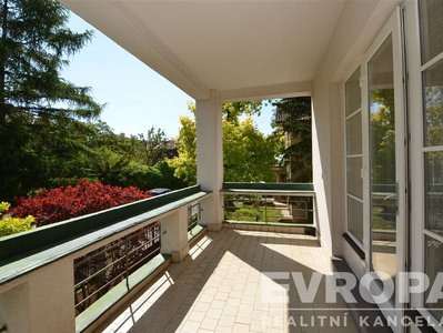 Pronájem bytu 4+1 150 m² Praha