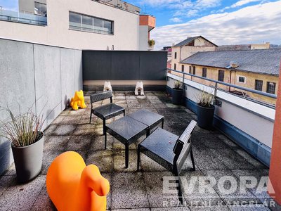 Pronájem bytu 1+kk, garsoniery 30 m² Praha