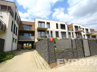 Pronájem bytu 4+kk 119 m² Praha