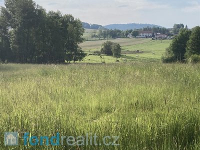 Prodej stavební parcely 1590 m² Besednice