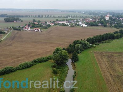 Prodej zemědělské půdy 4543 m² Nový Bydžov