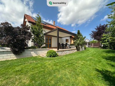 Prodej rodinného domu 210 m² Hostivice