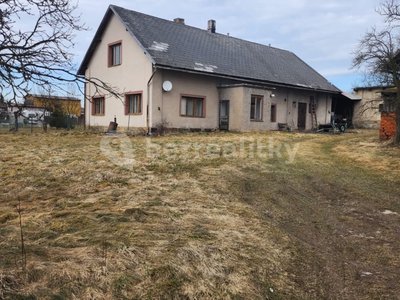 Prodej rodinného domu 2416 m² Bílá Třemešná