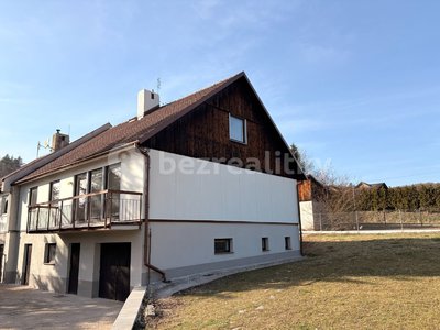Prodej rodinného domu, 300m²