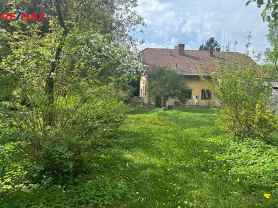 Prodej rodinného domu, 300m²