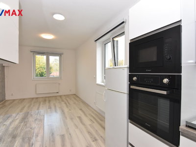 Pronájem bytu 2+kk, 44m²